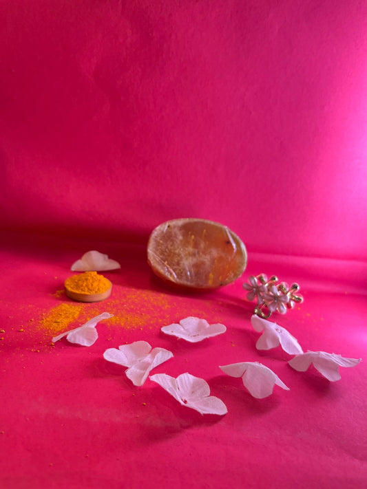 Turmeric soap For Glowing & Refreshing Skin